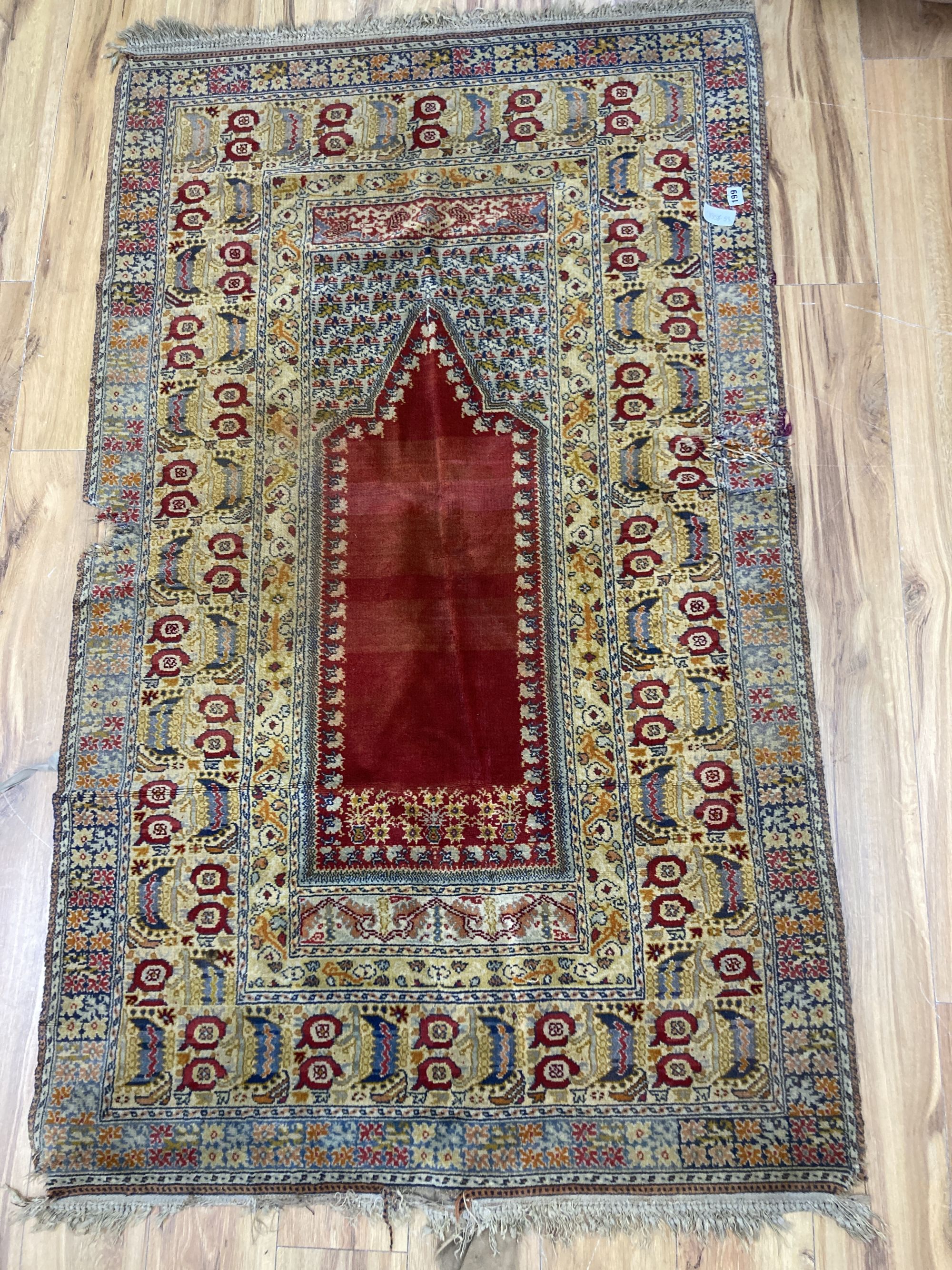 A Persian design polychrome rug, approx. 160 x 100cm